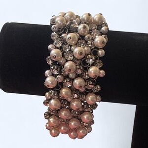 Premier Designs Pearl Cluster Stretch Bracelet - Champagne and Hematite